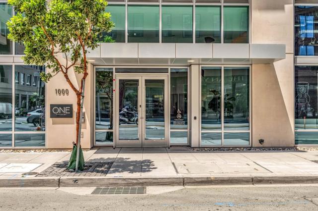 1000 3rd Street, San Francisco CA: https://media.crmls.org/mediaz/522d91a8-e7f1-48ad-bff1-fb4bb134bf5d.jpg