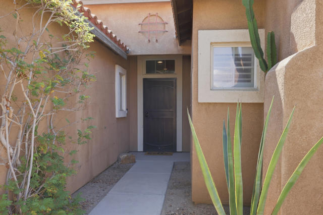 895 Ventana, Palm Springs, CA 92262
