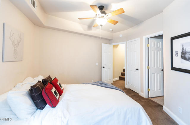 385 Spruce Drive, Lake Arrowhead CA: https://media.crmls.org/mediaz/522e7bfc-965a-4477-a20b-b7d96dde81aa.jpg