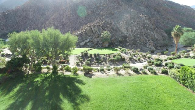 78471 Talking Rock Turn, La Quinta CA: https://media.crmls.org/mediaz/522f46e7-a050-4514-a0ef-6b3d8f6f3a6c.jpg