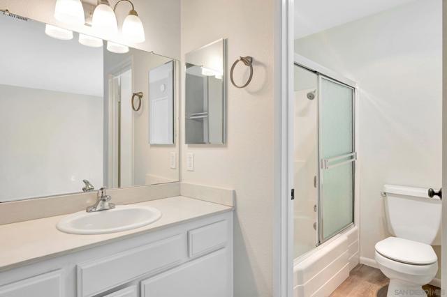 1480 Bridgeview Dr, San Diego CA: https://media.crmls.org/mediaz/5230467e-f06d-42ac-97ed-883c106f35bc.jpg