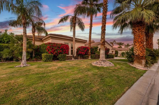 50 Toscana E Way, Rancho Mirage CA: https://media.crmls.org/mediaz/5230dd2d-a9aa-4cb0-984f-b3ed9e7fb111.jpg