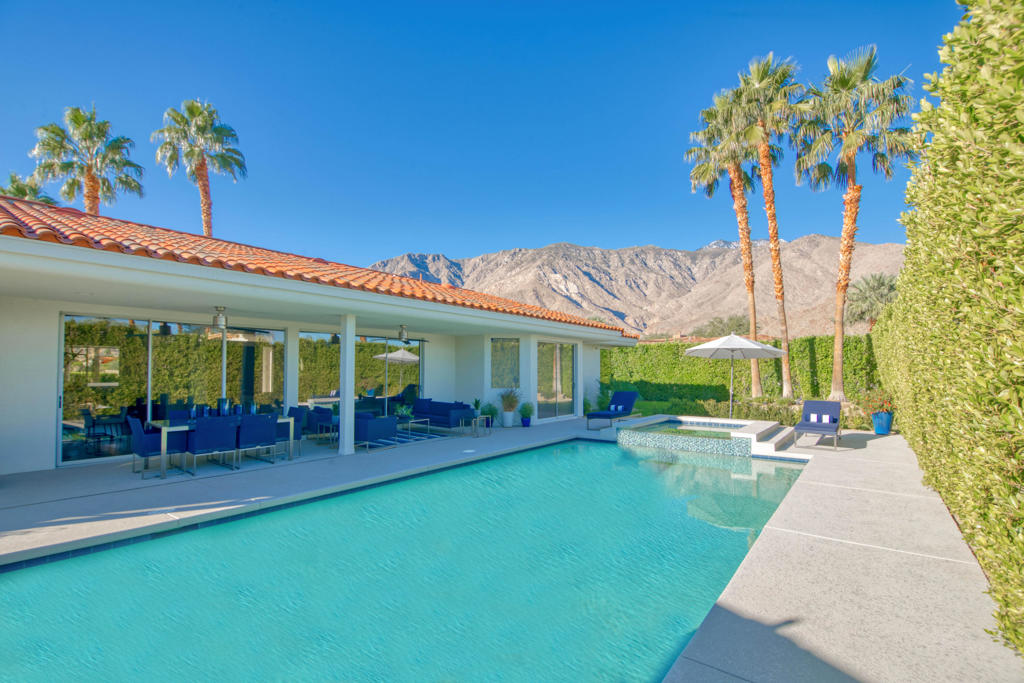 780 Bogert Trail