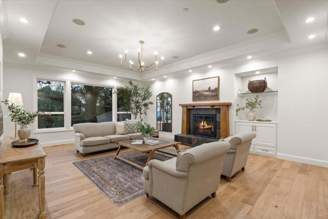 1750 Vista Del Sur, Gilroy CA: https://media.crmls.org/mediaz/5231eb0a-b651-49b8-9b19-f1850cf76707.jpg