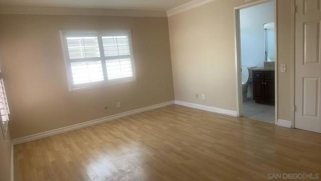 1095 Stillwell Ave, San Diego CA: https://media.crmls.org/mediaz/523350da-c4f8-4098-84e9-0cda74864152.jpg