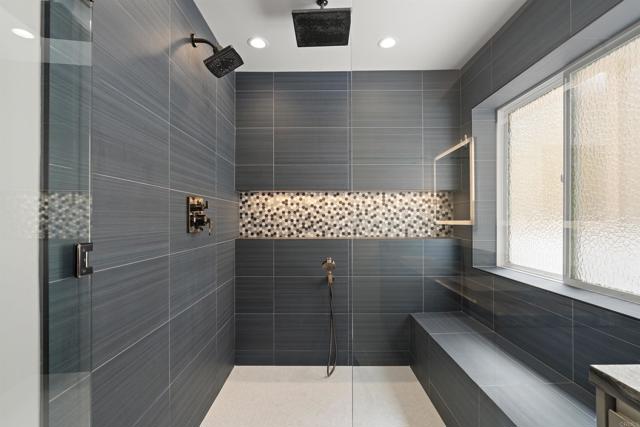 Detail Gallery Image 30 of 57 For 936 Armada, San Diego,  CA 92106 - 4 Beds | 3 Baths