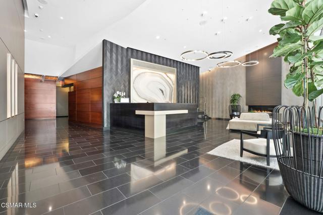 1155 S Grand Avenue, Los Angeles CA: https://media.crmls.org/mediaz/523560a4-bc2c-46a0-b6d7-669a79e08eda.jpg