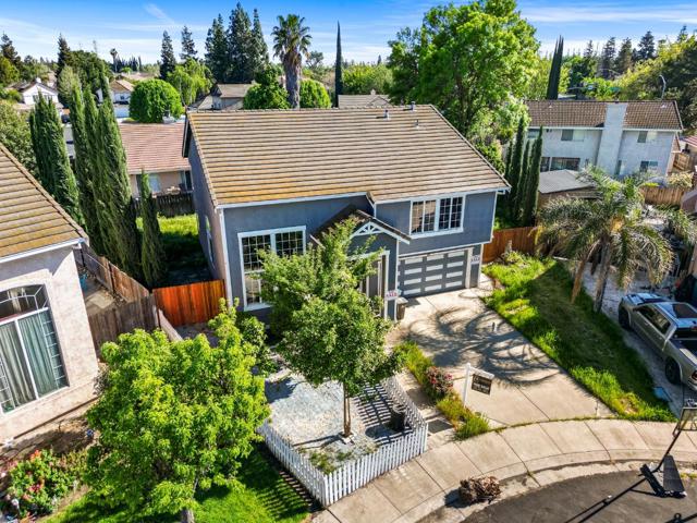 3330 Konig Court, Stockton CA: https://media.crmls.org/mediaz/5235ea97-079c-476f-b936-ea391c84dff8.jpg