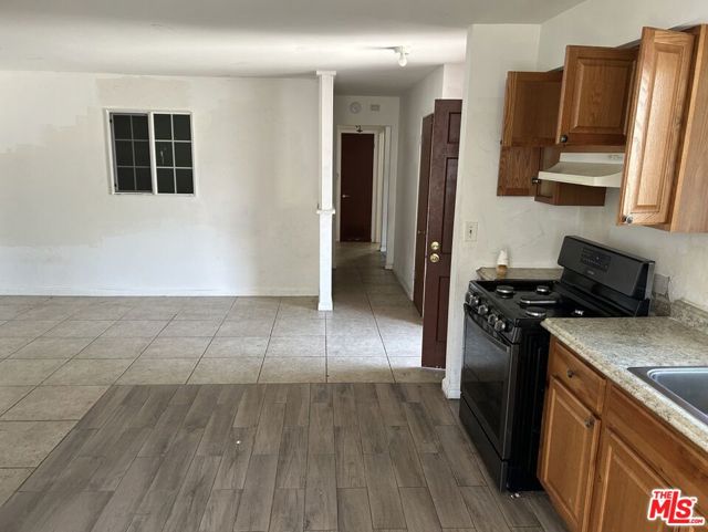 14800 Calahan Street photo 8