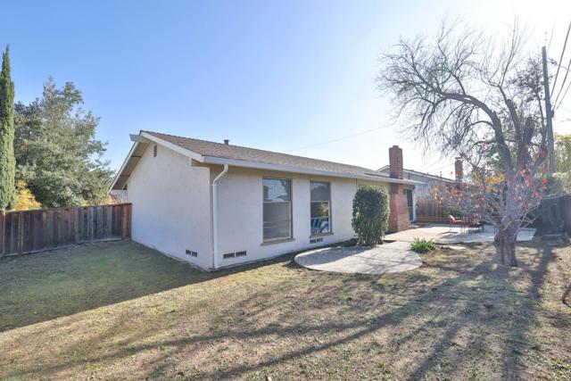 1617 Tartarian Way, San Jose CA: https://media.crmls.org/mediaz/52390625-ac11-4023-b542-fb573056d67e.jpg
