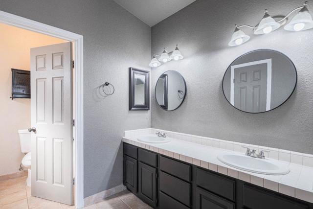 890 Sloat Drive, Salinas CA: https://media.crmls.org/mediaz/5239b662-39da-4da5-9074-53d5ff097ac6.jpg