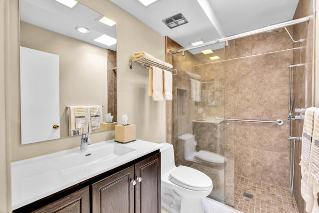 2400 S Palm Canyon Drive, Palm Springs CA: https://media.crmls.org/mediaz/5239eb45-454e-4c75-9f3e-d02c833cc703.jpg