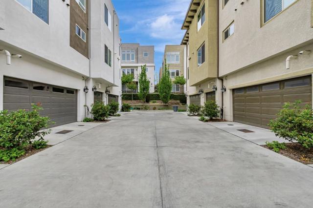 223 William Manly Street, San Jose CA: https://media.crmls.org/mediaz/523a53b2-179f-4b70-8065-4c60ef890d6a.jpg