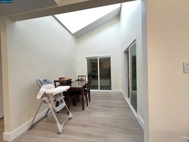 120 Bonita Ct, Rodeo CA: https://media.crmls.org/mediaz/523abff8-8f0c-476e-916f-6aa57c9d08c1.jpg