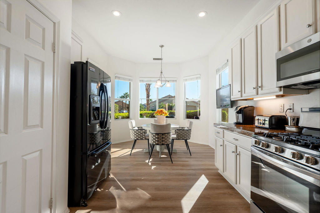 MLS #219137315DA image #11