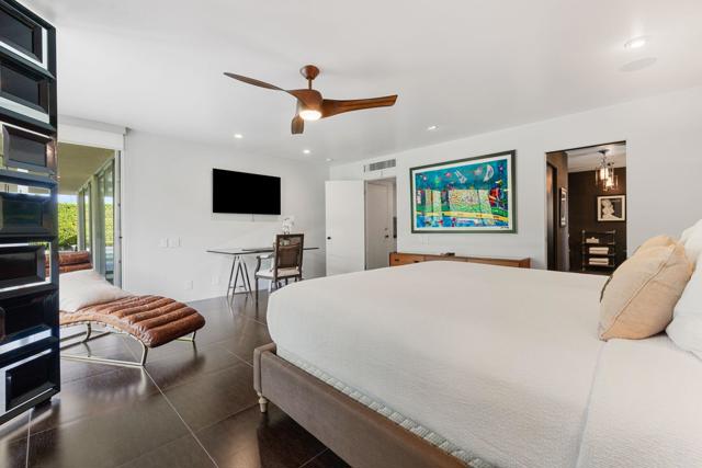 2015 S Toledo Avenue, Palm Springs CA: https://media.crmls.org/mediaz/523ada90-1260-4885-9760-2f83f0ba1580.jpg