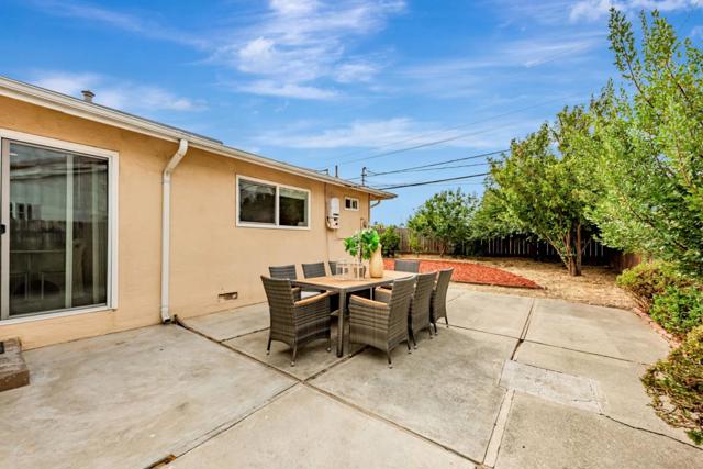 4692 Nelson Street, Fremont CA: https://media.crmls.org/mediaz/523c55e1-aff8-4def-8854-2f212b0f8b96.jpg