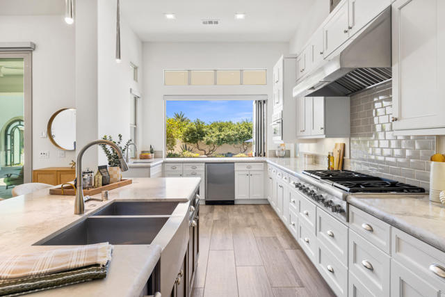 81350 Merv Griffin Way, La Quinta CA: https://media.crmls.org/mediaz/523c5a69-6fb3-40fb-836a-649a06289324.jpg