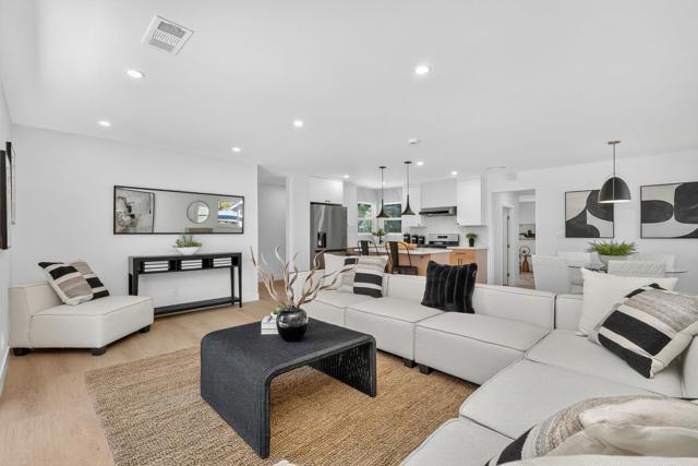 209 Nob Hill Way, Los Gatos CA: https://media.crmls.org/mediaz/523d7190-0d84-45d7-8598-6adaeeb6a9ab.jpg