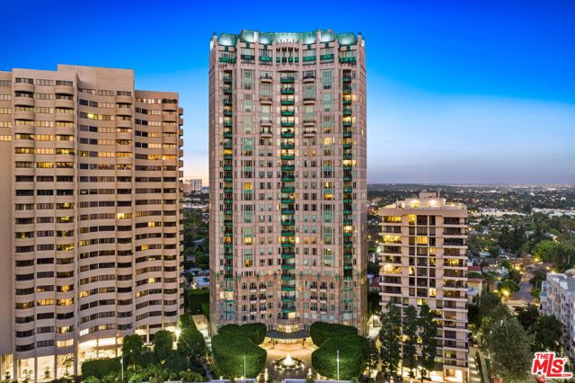 Image 2 for 10580 Wilshire Blvd #56, Los Angeles, CA 90024