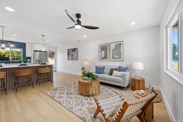 4824 Siesta Drive, Oceanside CA: https://media.crmls.org/mediaz/523d925a-2847-4117-a5a8-5c28ae878eba.jpg