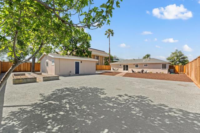 4172 Will Rogers Drive, San Jose CA: https://media.crmls.org/mediaz/523e5ce3-fd95-4822-a812-5faaf7dda416.jpg