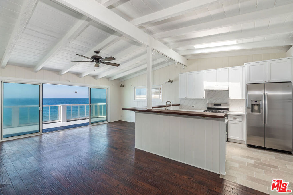 25408 Malibu Road #1/2