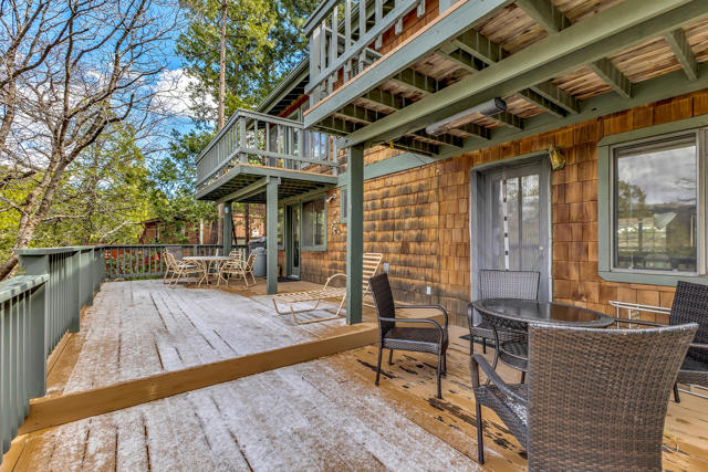 53184 Double View Drive, Idyllwild CA: https://media.crmls.org/mediaz/523f405f-6926-4239-ae01-4459151b87e9.jpg