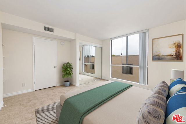 Image 3 for 1815 Glendon Ave #202, Los Angeles, CA 90025