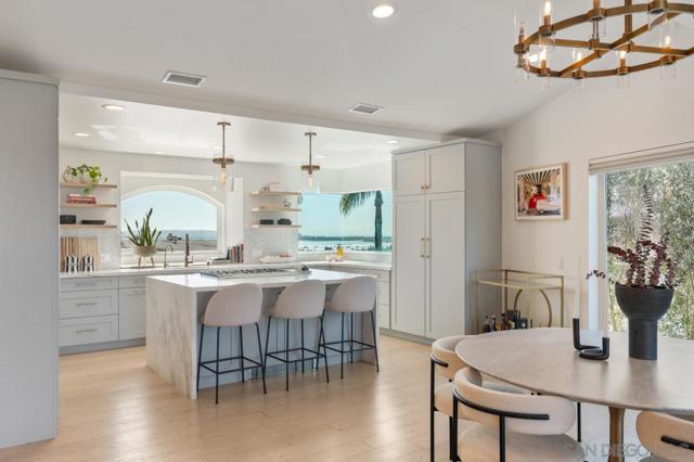 3360 Mount Laurence, San Diego CA: https://media.crmls.org/mediaz/524180bc-a1ea-4d56-bb97-8cc99c32e2e4.jpg