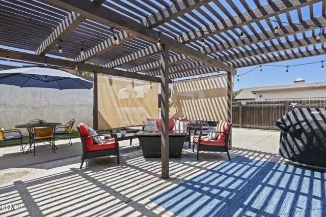 3151 W Hemlock Street, Oxnard CA: https://media.crmls.org/mediaz/524201ee-e8b8-462b-b1b3-2a5f25cfe13c.jpg