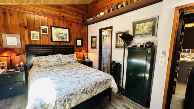 53545 Tollgate, Idyllwild CA: https://media.crmls.org/mediaz/5242be60-93d5-48d2-97c4-47702da08738.jpg