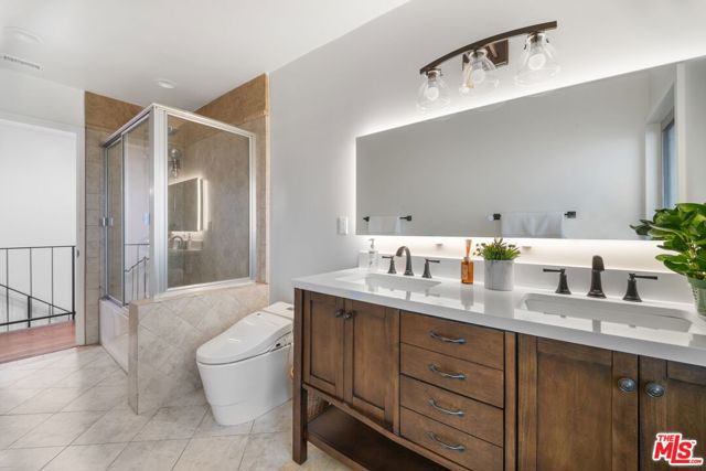 6923 Willowtree Drive, Rancho Palos Verdes, California 90275, 5 Bedrooms Bedrooms, ,3 BathroomsBathrooms,Residential,For Sale,Willowtree,25539161