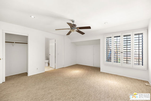 2910 Cervantes Court, Palm Springs CA: https://media.crmls.org/mediaz/5244cf6e-4344-4437-ac84-8cfaf087ac21.jpg