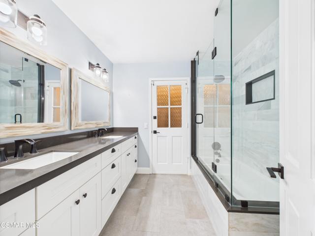 29650 Kimberly Drive, Agoura Hills CA: https://media.crmls.org/mediaz/52455bb5-76aa-4a07-8745-a68108d7d5fe.jpg