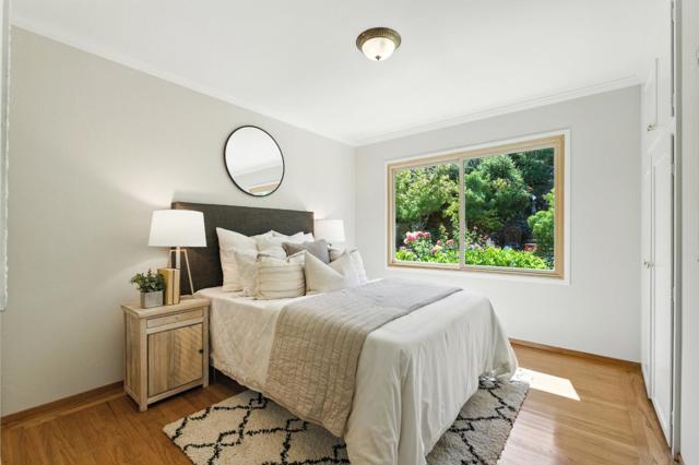 1627 El Verano Way, Belmont CA: https://media.crmls.org/mediaz/5245772a-6f30-4075-8d3d-09ef08f27eeb.jpg