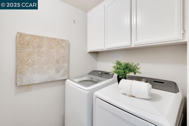 4332 Terra Granada Dr, Walnut Creek CA: https://media.crmls.org/mediaz/524611c6-8d98-4db6-99a1-109e8a826bb9.jpg