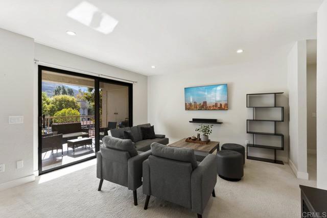 Detail Gallery Image 5 of 50 For 13034 Wimberly Sq #26,  San Diego,  CA 92128 - 2 Beds | 2 Baths