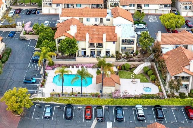 1122 Grape St, San Marcos CA: https://media.crmls.org/mediaz/52476cf3-aadb-4f3e-b1af-bc1e99813478.jpg