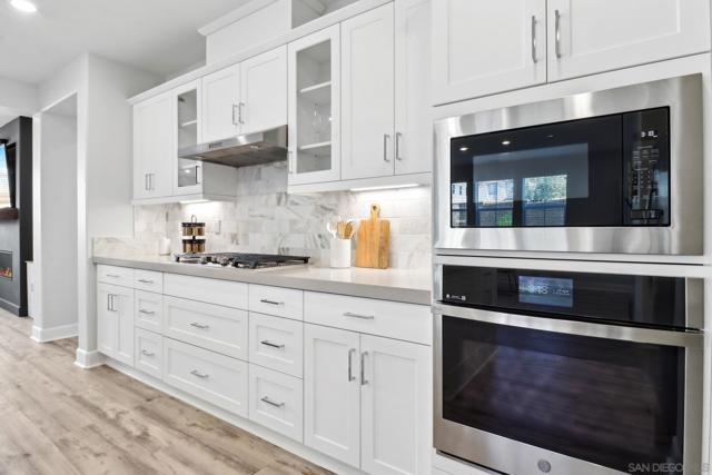 941 Lindbergh Dr, San Marcos CA: https://media.crmls.org/mediaz/5247813b-de99-4dec-8a2f-429ef9d18f0f.jpg