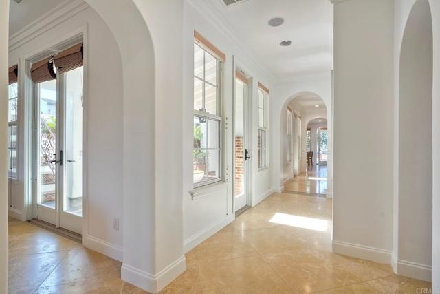 14317 Salida Del Sol, San Diego CA: https://media.crmls.org/mediaz/5248832c-e622-4e0d-a8f8-b02bd5ff15ff.jpg