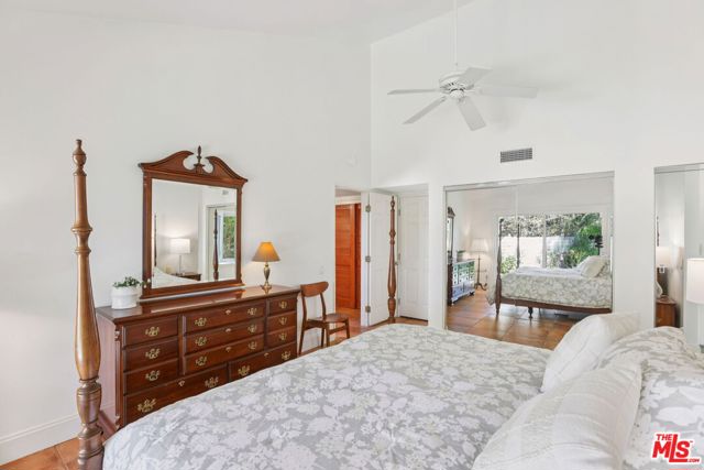 4400 Yorkfield Court photo 12