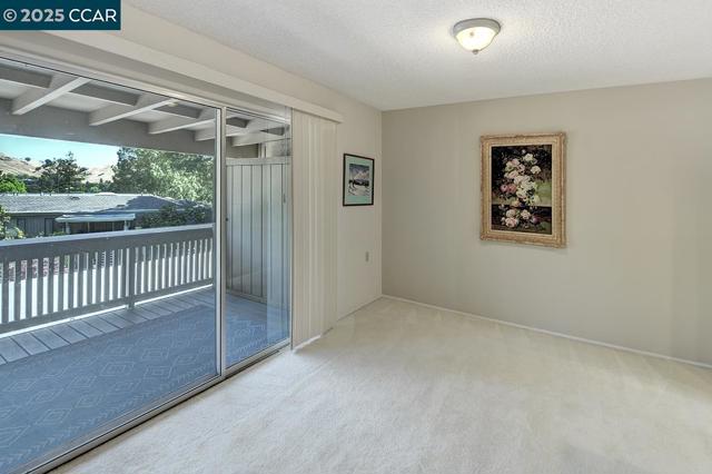 1400 Canyonwood, Walnut Creek CA: https://media.crmls.org/mediaz/524a60c9-8a6b-47c6-bfb5-797837330ca3.jpg
