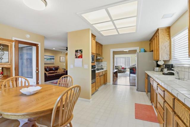 1650 Sausalito Drive, Hollister CA: https://media.crmls.org/mediaz/524aa317-15ee-4c8a-875b-6a537d757bda.jpg