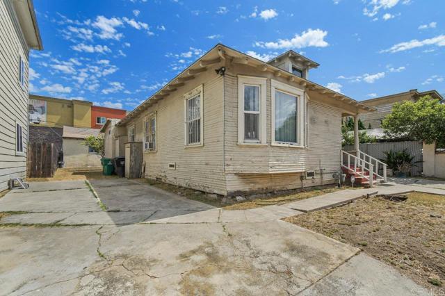 Detail Gallery Image 3 of 36 For 1728 National Ave, San Diego,  CA 92113 - 3 Beds | 2 Baths