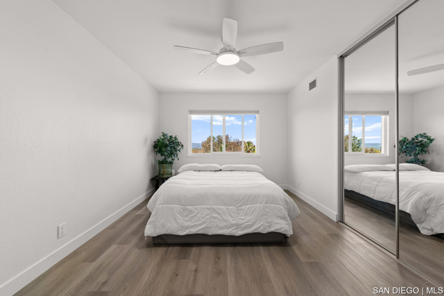 24231 Robledo, Mission Viejo CA: https://media.crmls.org/mediaz/524b90e2-fb0e-47bb-a3d5-f9b27022eb26.jpg