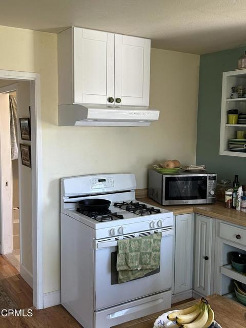 Detail Gallery Image 7 of 29 For 151 Grove St, Fort Bragg,  CA 95437 - 2 Beds | 2 Baths