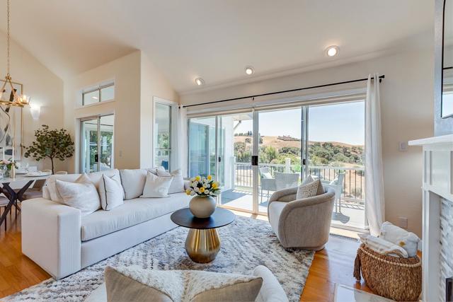 3415 Spring Creek Lane, Milpitas CA: https://media.crmls.org/mediaz/524e3362-3f5d-418c-9ebe-18584823c376.jpg
