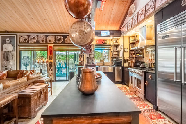 70100 Mirage Cove Drive, Rancho Mirage CA: https://media.crmls.org/mediaz/525081d4-687e-4819-899e-cdb4f5a1dab0.jpg