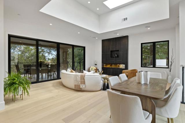 18061 Saratoga Los Gatos Road, Monte Sereno CA: https://media.crmls.org/mediaz/5250ce3b-e924-4131-867d-68cde6a71513.jpg